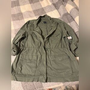NWT Gap XXL Army Green Lightweight coat